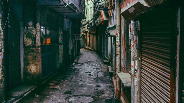 Photo by Dewang Gupta