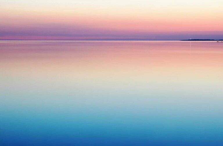 photo of blue and pink sea