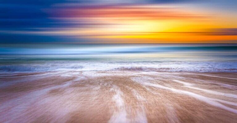 shallow focus photography of coast